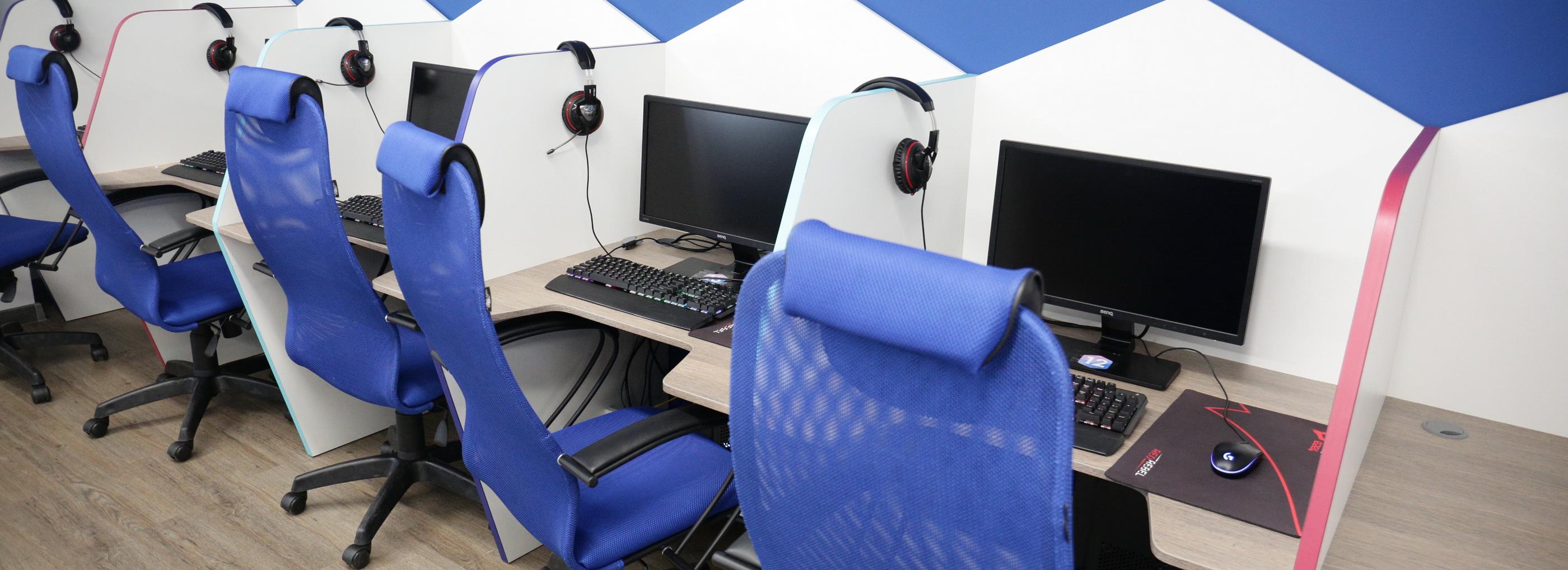 Новосибирцев зовут работать тренерами по киберспорту за 60 тысяч в месяц