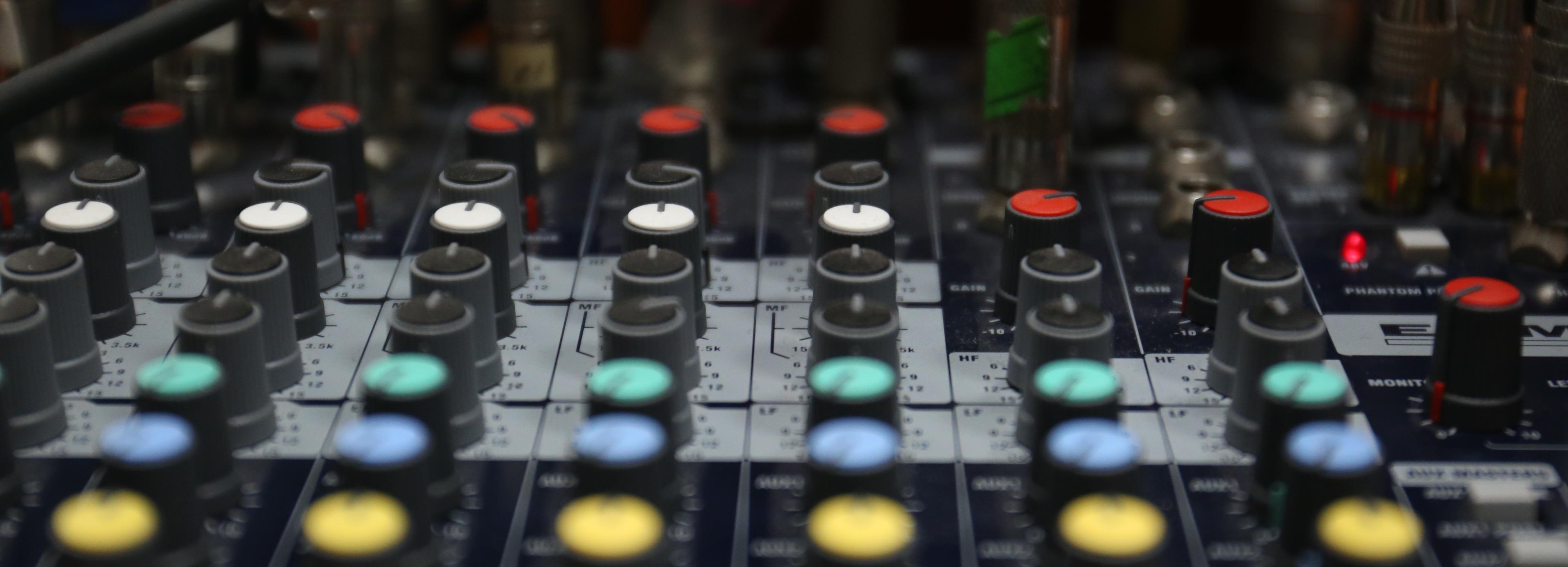 Бесплатно посетить концерты по QR-коду смогут бойцы СВО в Новосибирске