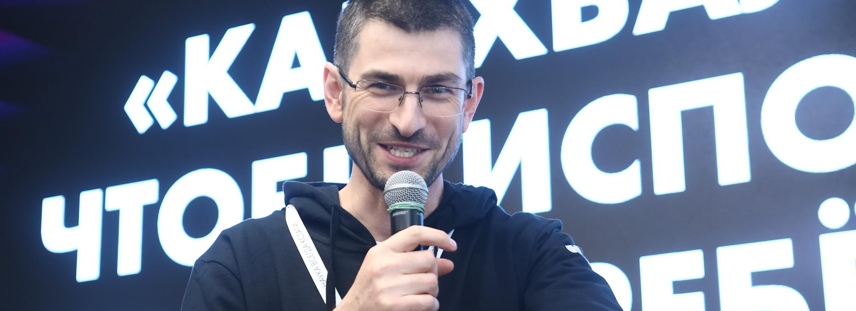 «Молодец» — паразит: новосибирцам объяснили, как правильно хвалить детей