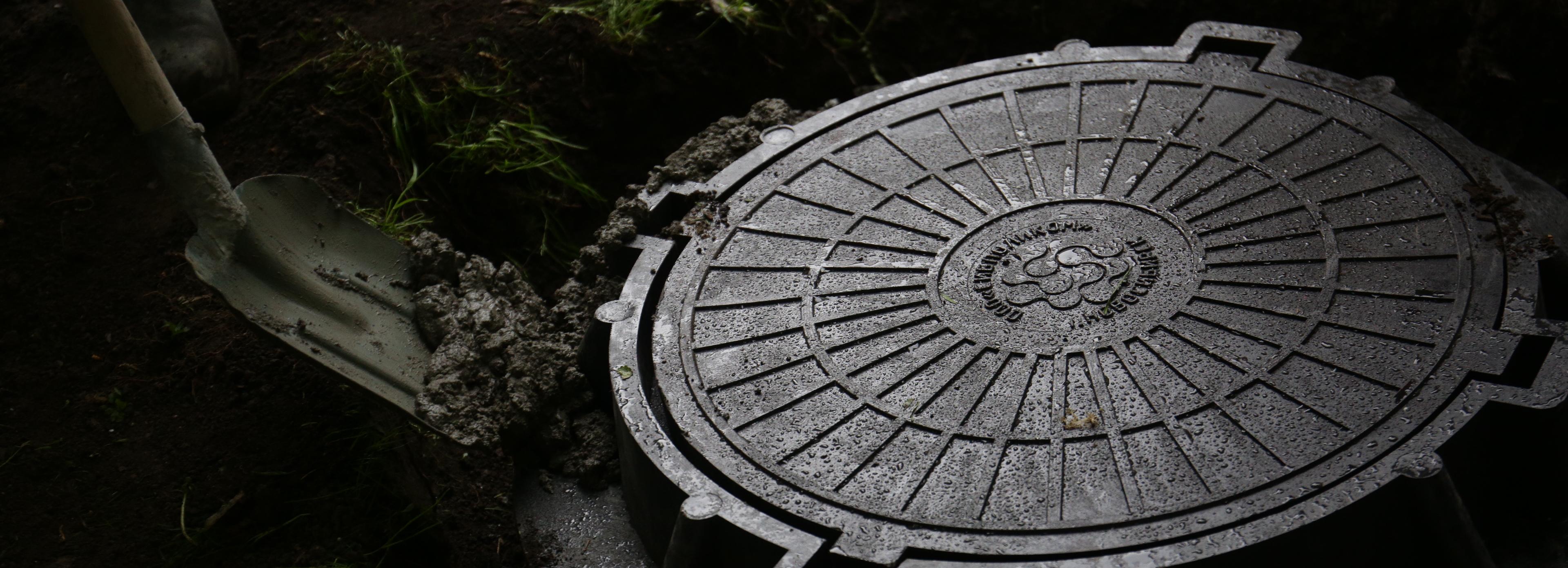 Энергетики купили 529 новых люков для улиц Новосибирска