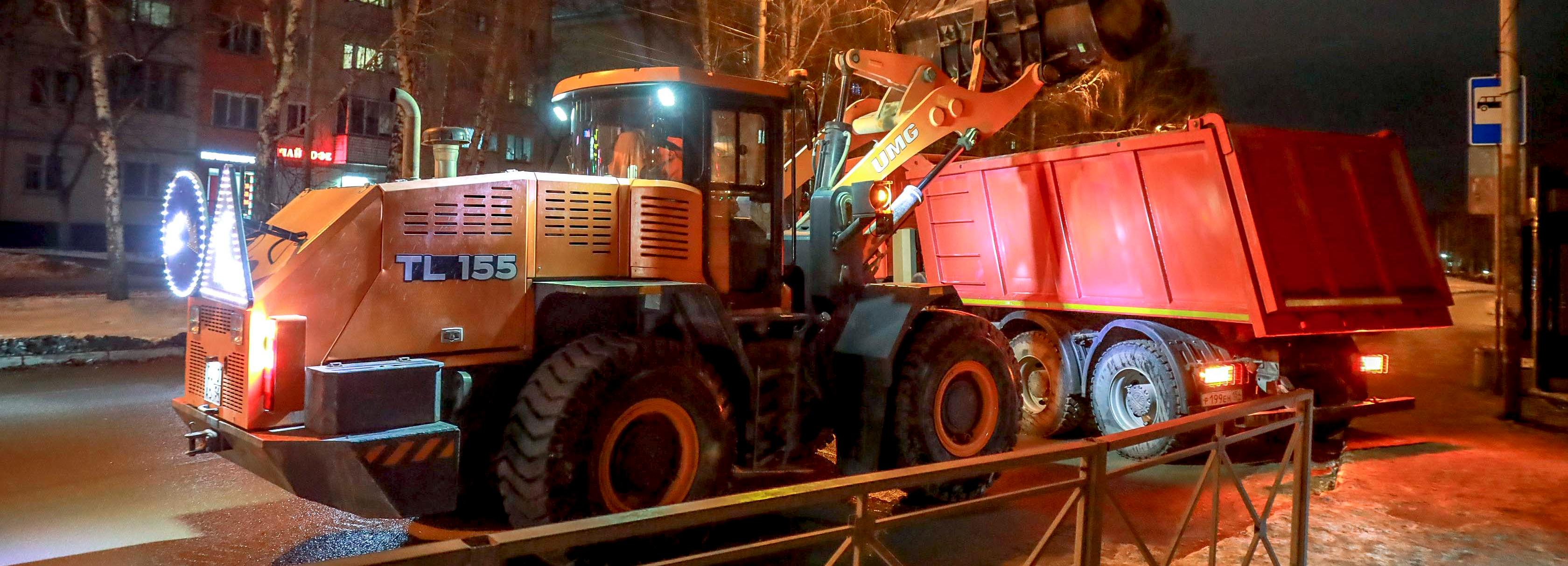 Дорожникам поставили задачу за ночь очистить Новосибирск до асфальта