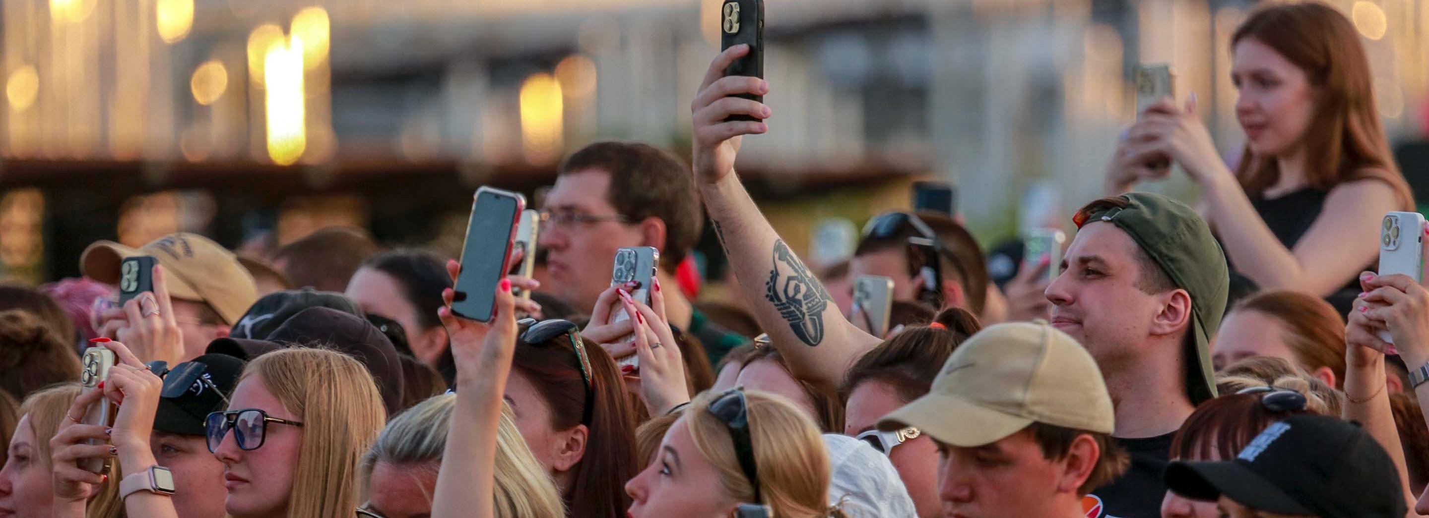 «Пора притормозить»: рэпер Егор Крид отменил концерт в Новосибирске