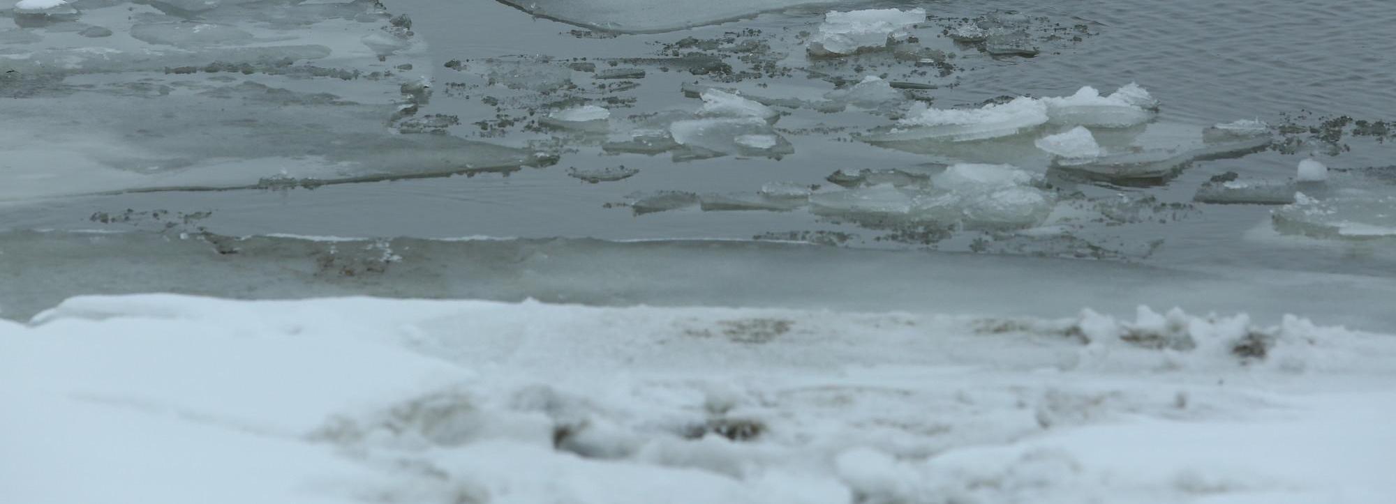 Двое рыбаков погибли на озёрах Новосибирской области