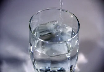 150 литров бутилированной воды забраковали в Новосибирской области