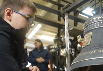 Колокол памяти для ЛНР отлили по проекту лицеиста из Новосибирска