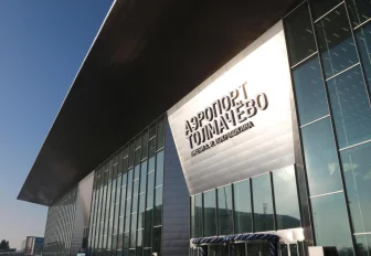 Фонтанчики с бесплатной водой в аэропорту Толмачёво устроили прокуратуру