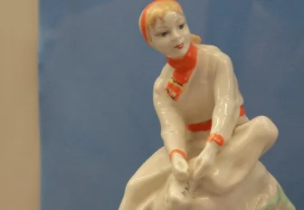 «Фарфор страны Советов» и «Дары недр»: список экскурсий в Декаду пожилых