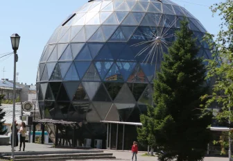 Суд разрешил оставить павильон «Шарик» на прежнем месте в Новосибирске