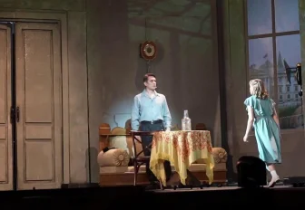 Хочется плакать: драму «Летят журавли» поставили в музтеатре Новосибирска